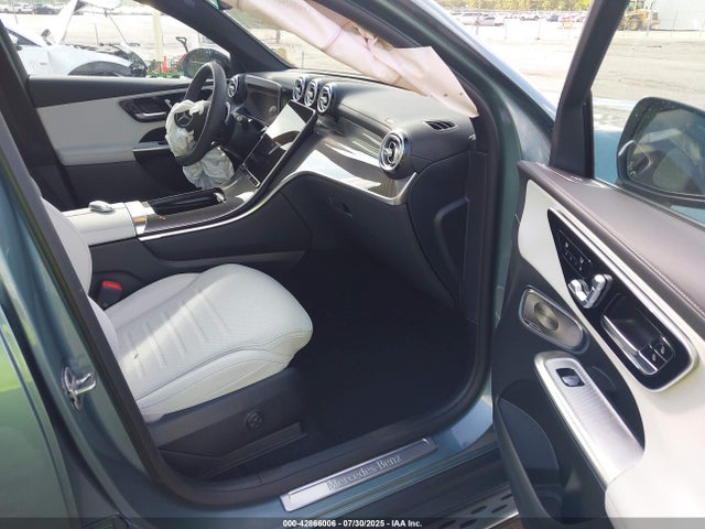 W1NKJ4HB3SF381175 Mercedes-Benz m254