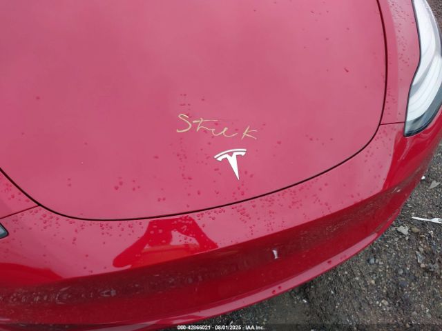 2021 TESLA MODEL Y 5YJYGDEE2MF070746 Photo 9