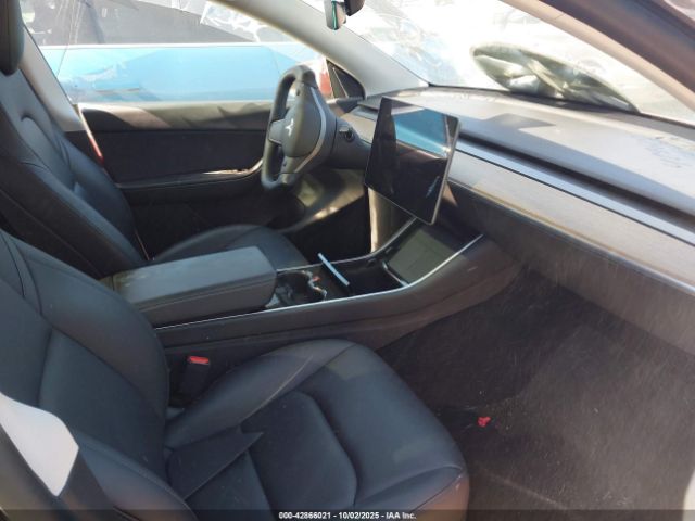 2021 TESLA MODEL Y 5YJYGDEE2MF070746 Photo 4