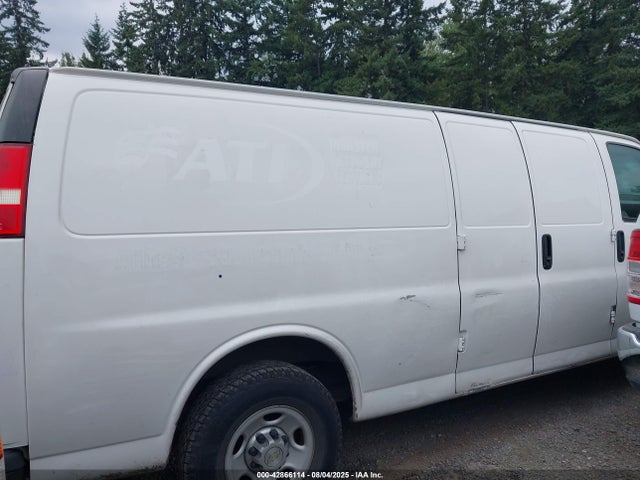 1GCZGUBA0E1164804 Chevrolet l20 - flex fuel(gas/ethanol), iron
