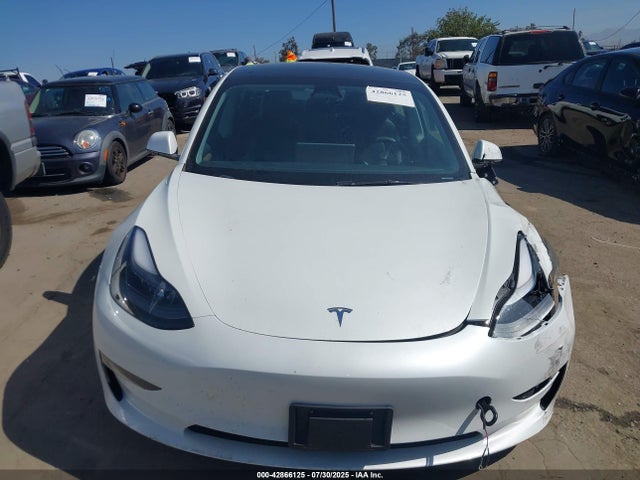 5YJ3E1EA8PF653984 Tesla MODEL 3