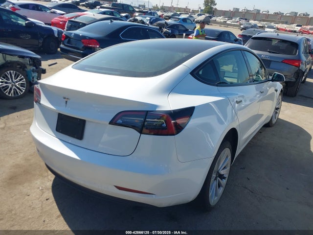 2023 TESLA MODEL 3 5YJ3E1EA8PF653984 Photo 3