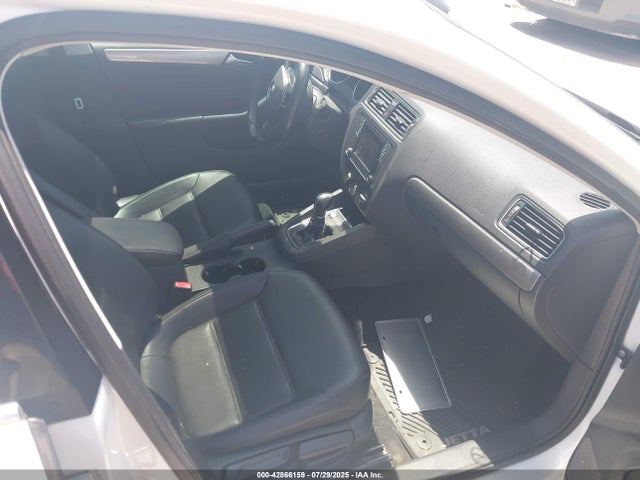 Volkswagen 1.4 tsi 2017 3VWDB7AJ5HM360012 Image 5