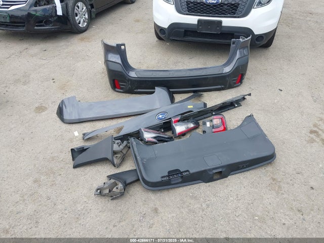 4S4BTAFC0N3227360 Subaru na, u5