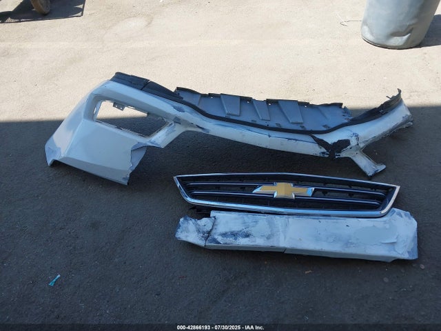 2G1125S35F9110276 Chevrolet lfx