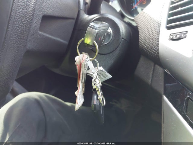Chevrolet LUV 2015 1G1PC5SB9F7177124 Image 11