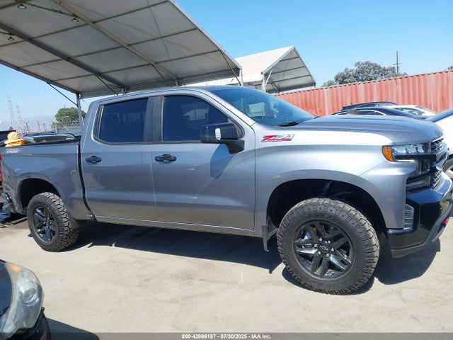 Chevrolet l84 2022 3GCPYFED4NG135751 Image 13