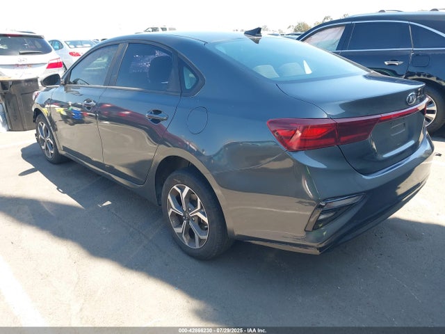 KIA mpi nu 2021 3KPF24AD7ME387382 Image 3
