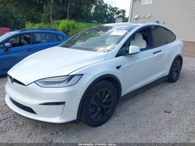 42866254 :رقم المزاد ، 7SAXCBE67NF340661 vin ، 2022 Tesla Model X Plaid Tri Motor All-wheel Drive مزاد بيع