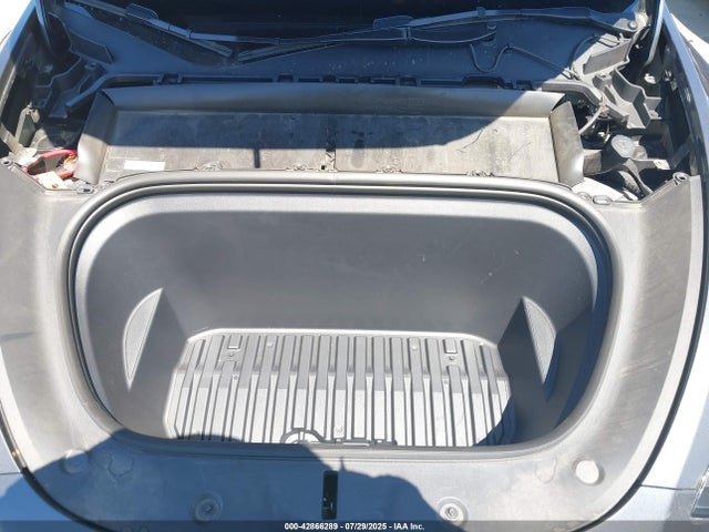 2023 TESLA MODEL Y 7SAYGDEE2PF902125 Photo 9