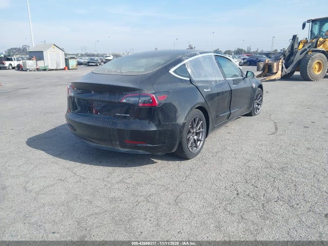 2018 Tesla Model 3 Long Range/performance მანქანა იყიდება აუქციონზე, vin: 5YJ3E1EB5JF127862, აუქციონის ნომერი: 42866317