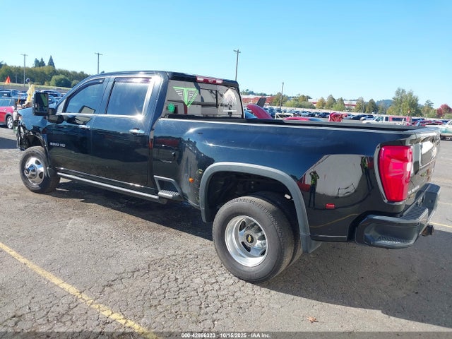2022 CHEVROLET SILVERADO 3500HD 1GC4YVEY9NF133933 Photo 2