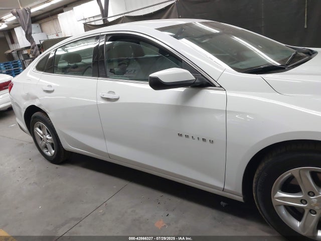 1G1ZD5ST6RF107055 Chevrolet lfv