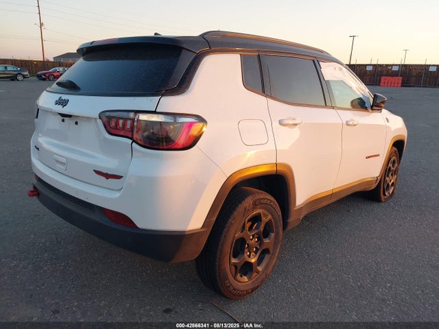 Jeep 2023 2023 3C4NJDDN2PT557893 Image 4