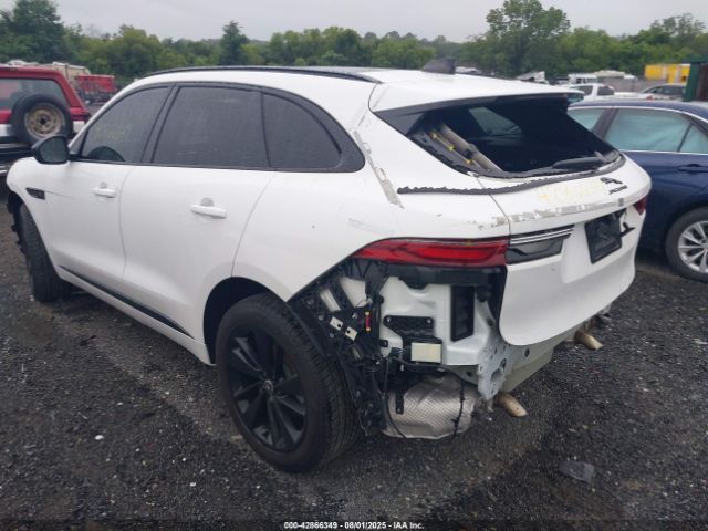 2024 JAGUAR F-PACE SADCT2EX9RA722911 Photo 2