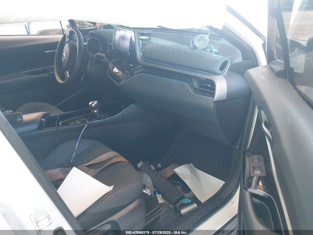 JTNKHMBX7M1115600 Toyota 3zr-fae