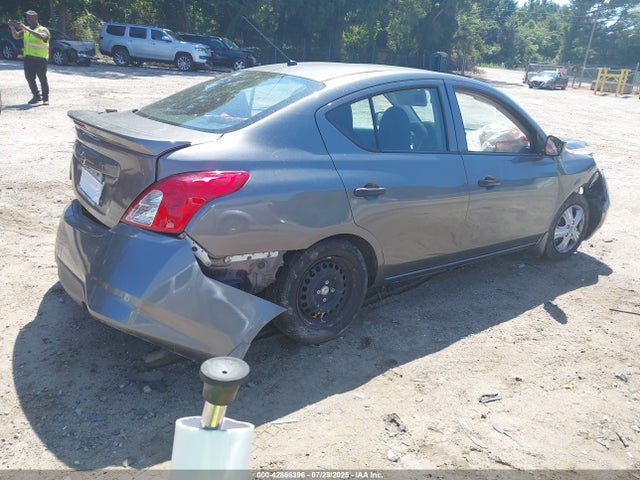 Nissan Versa 2017 3N1CN7AP0HL903219 Image 4