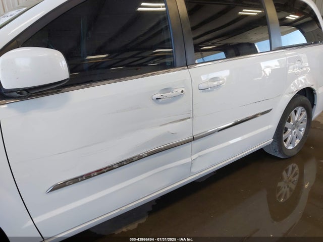 2C4RC1BG7GR187056 Chrysler Town and Country