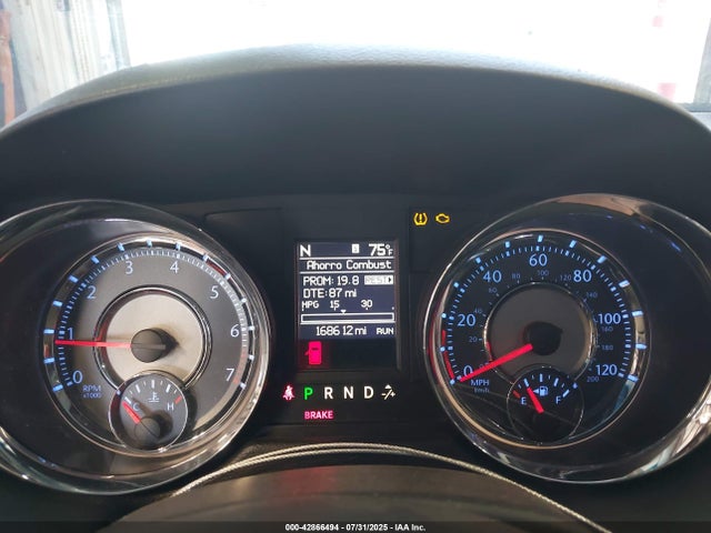 2C4RC1BG7GR187056 Chrysler Town and Country