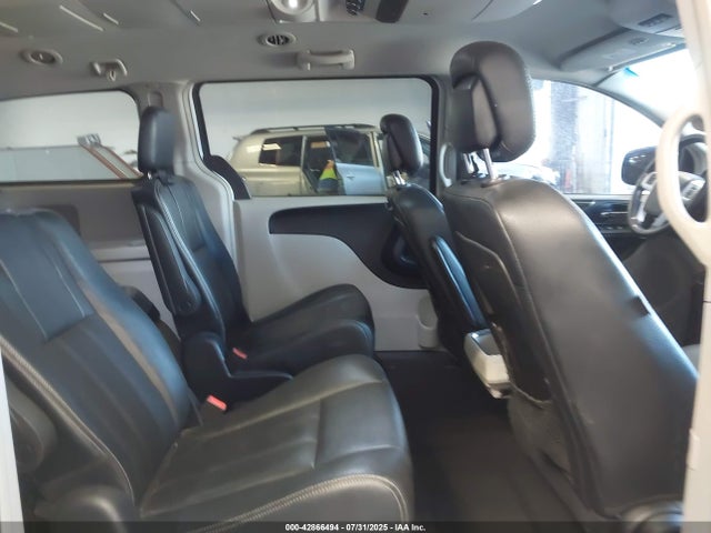 2C4RC1BG7GR187056 Chrysler Town and Country