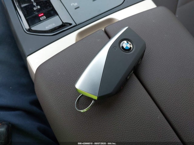 WB523CF03RCP60245 BMW Ix