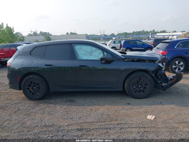 WB523CF03RCP60245 BMW Ix