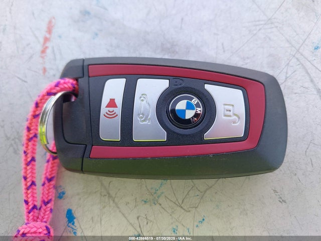 BMW 330e 2018 WBA8E1C55JA167593 Image 11