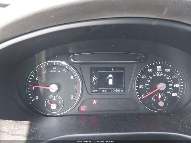5XYPG4A52HG219222 KIA 2017