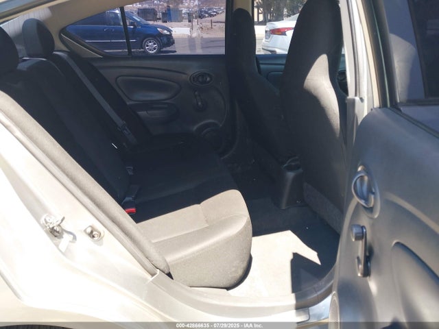 3N1CN7AP9EL842058 Nissan 2014