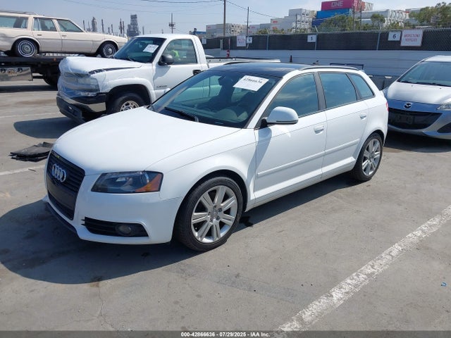 2010 AUDI A3 WAUKEAFM3AA168122 Photo 1