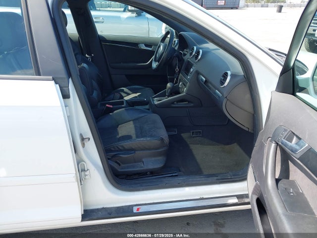 2010 AUDI A3 WAUKEAFM3AA168122 Photo 4