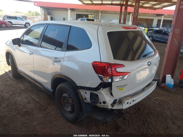 Subaru na u5 2021 JF2SKAAC7MH584178 Image 3