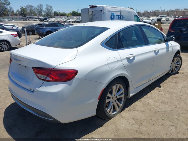 Chrysler 2016 2016 1C3CCCAB6GN127522 Image 4