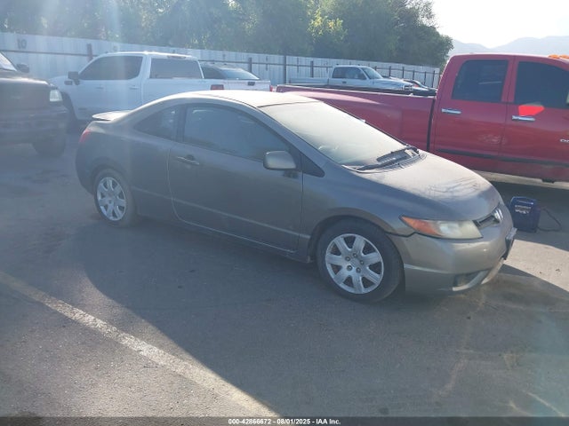 Продаж на аукціоні авто 2007 Honda Civic Lx, vin: 2HGFG11657H584935, номер лоту: 42866672