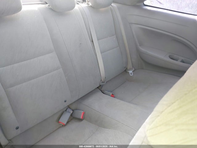 Продаж на аукціоні авто 2007 Honda Civic Lx, vin: 2HGFG11657H584935, номер лоту: 42866672