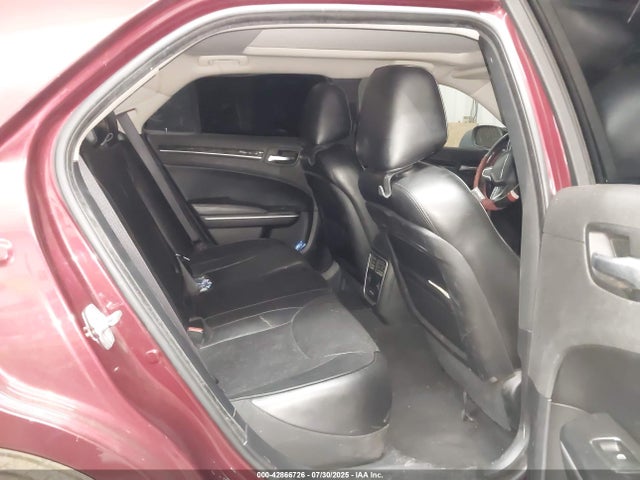 2C3CCAEG4KH631434 Chrysler 300