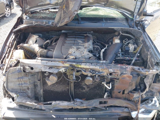 5TFUM5F18EX055944 Toyota 1ur-fe