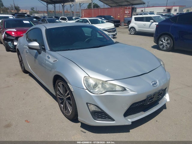 JF1ZNAA15E8701718 Scion FR-S