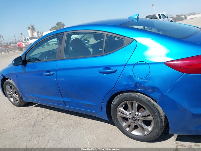 KMHD84LF6HU224360 Hyundai Elantra