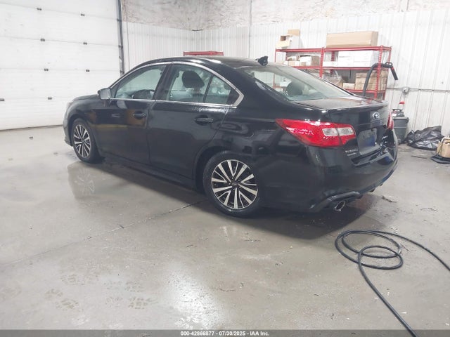 4S3BNAF63J3040777 Subaru u5