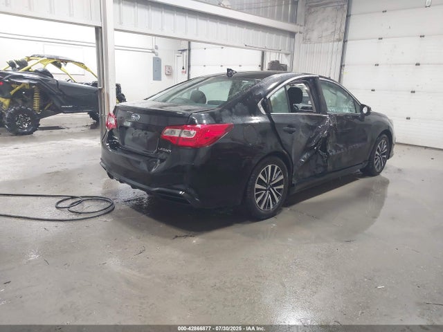 4S3BNAF63J3040777 Subaru u5