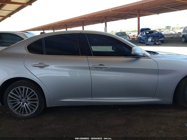Alfa Romeo giulia (952) 2017 ZARFAECN4H7534770 Image 13