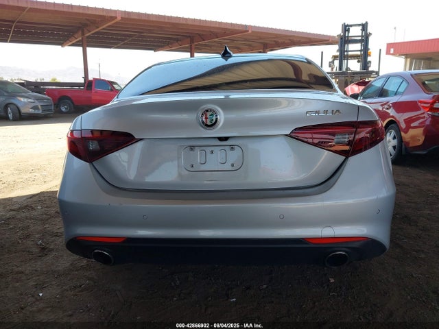 Alfa Romeo giulia (952) 2017 ZARFAECN4H7534770 Image 16