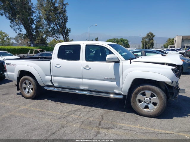 42866949 :رقم المزاد ، 3TMKU4HN6EM040415 vin ، 2014 Toyota Tacoma Prerunner V6 مزاد بيع