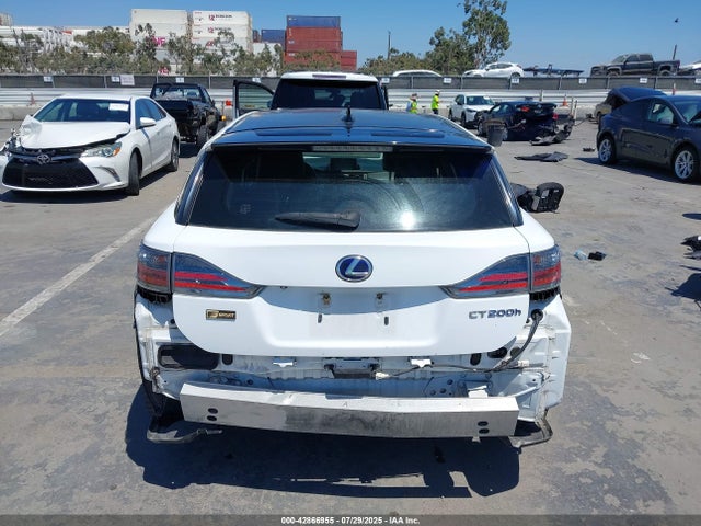 Lexus 2zr-fxe+3jm 2014 JTHKD5BH9E2205212 Image 17