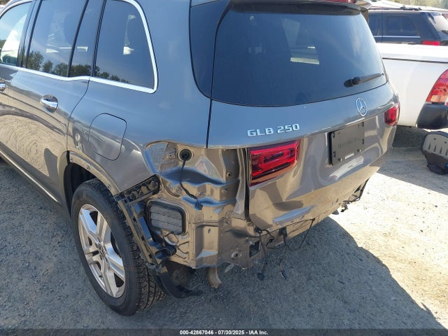 W1N4M4HB2MW147239 Mercedes-Benz m260