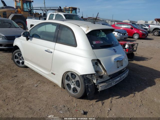 2014 FIAT 500E 3C3CFFGE1ET173007 Photo 2