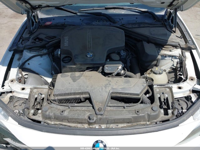 BMW 320i 2016 WBA8E1G58GNT37408 Image 22