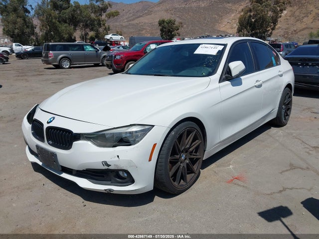 BMW 320i 2016 WBA8E1G58GNT37408 Image 14