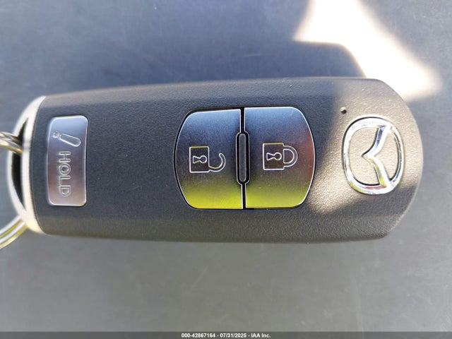 Mazda py 2017 JM3KFABL6H0215003 Image 11